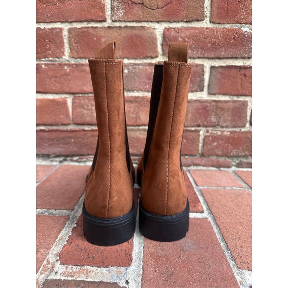 Ann Taylor Loft $156 Lug Chelsea Booties chestnut brown 9 NEW - Picture 3 of 9